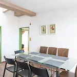 Huge 5 Bedrooms Apartment Near Prague Castle